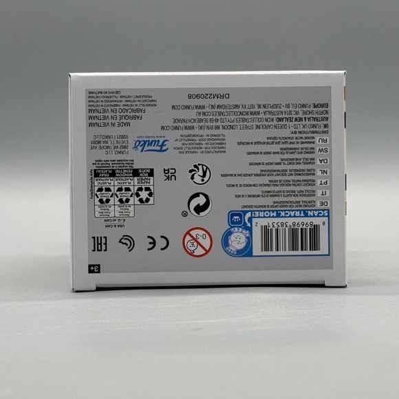 Funko Pop! #806 Max Mayfield Mall Outfit Stranger Things w/ Protector *Vaulted* - Picture 6 of 6